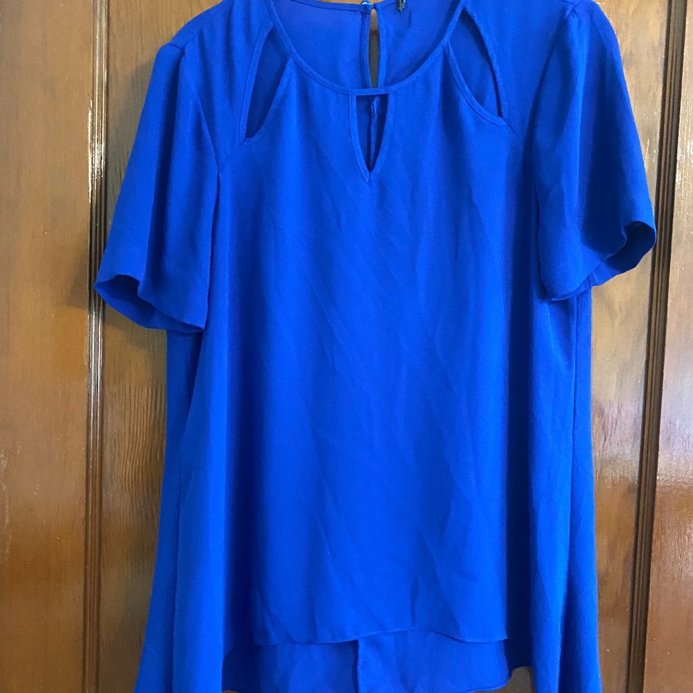 Blouse with cut outs